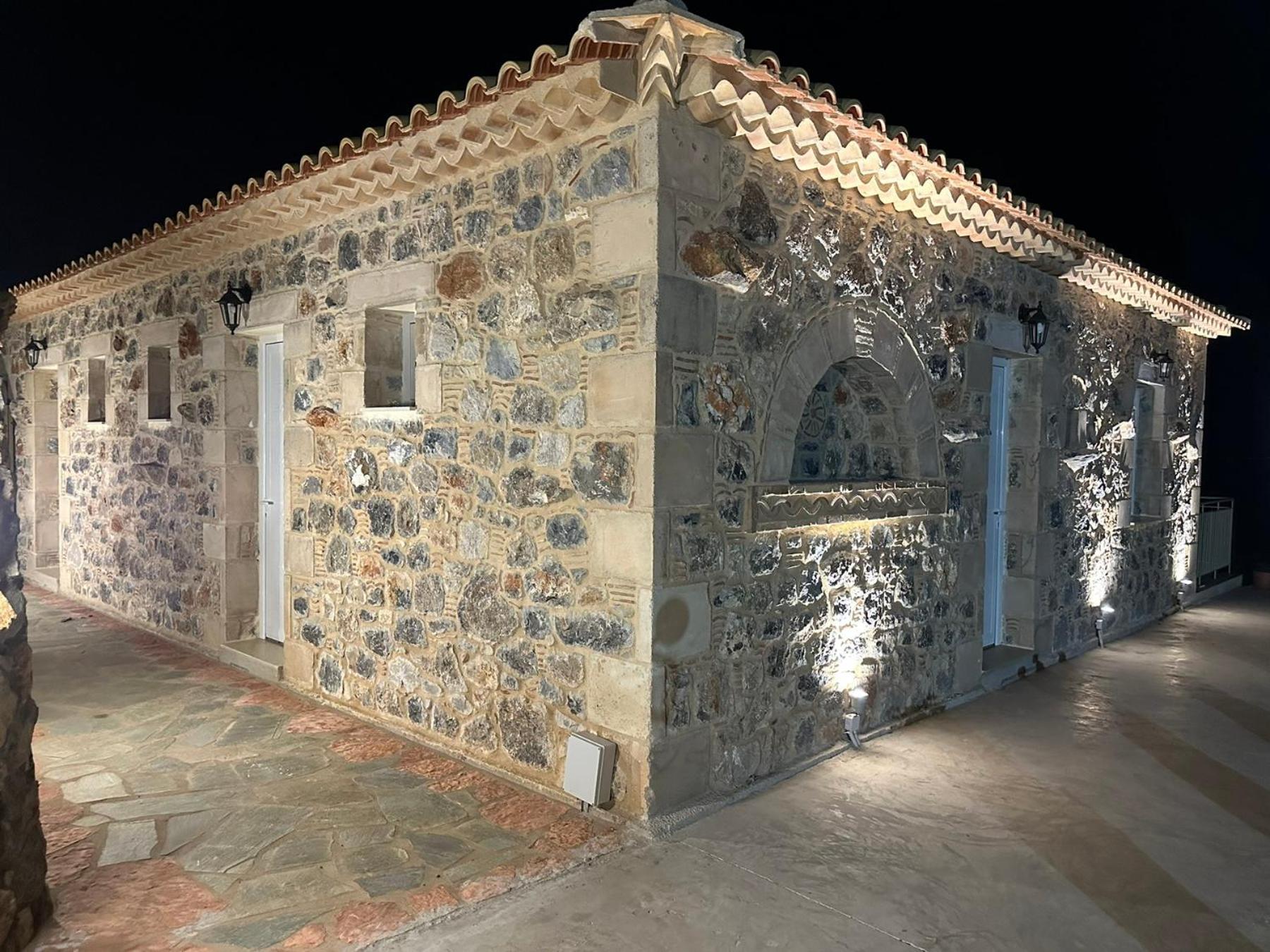 Lithino Rooms Καλαμάτα Εξωτερικό φωτογραφία