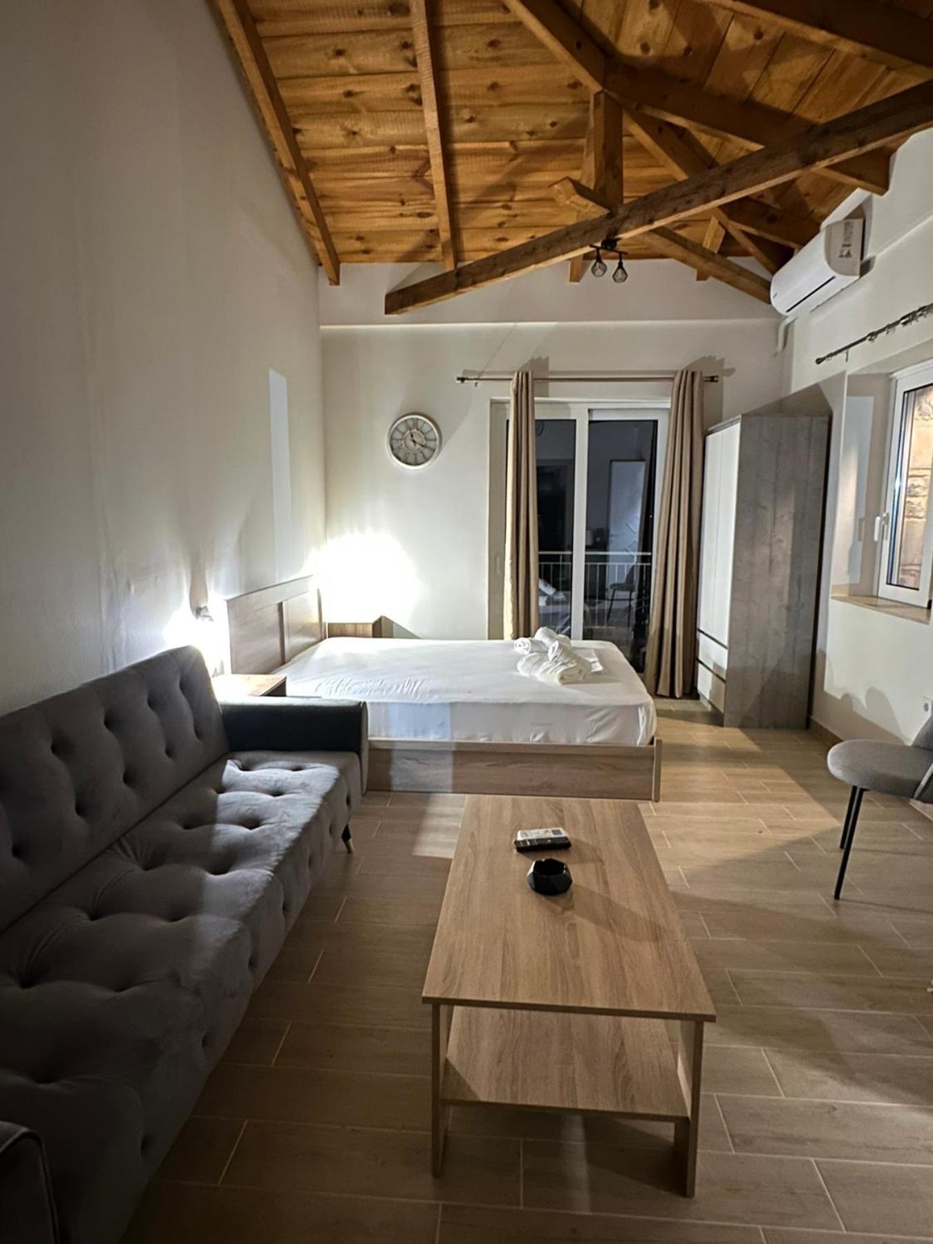 Lithino Rooms Καλαμάτα Εξωτερικό φωτογραφία
